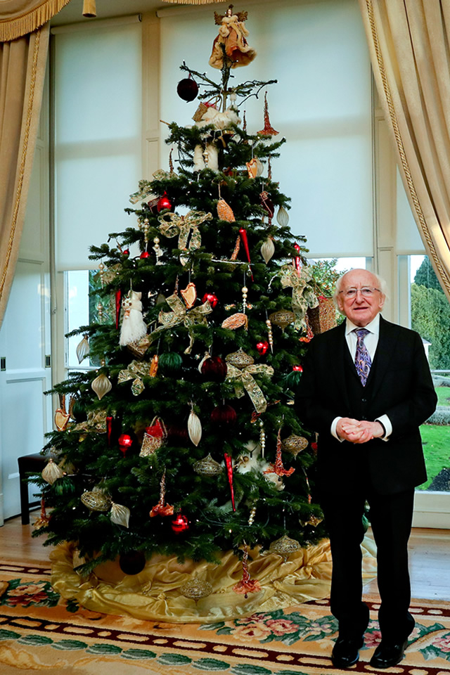 Large Xmas Trees 